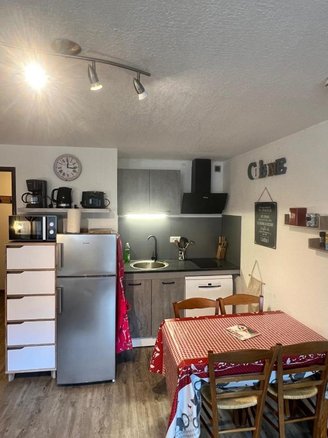 Appt T2 4 Pers Saint Lary Centre Village Parking エクステリア 写真